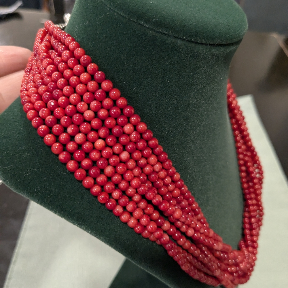 Genuine Coral Beaded Necklace - Picture 8 of 13